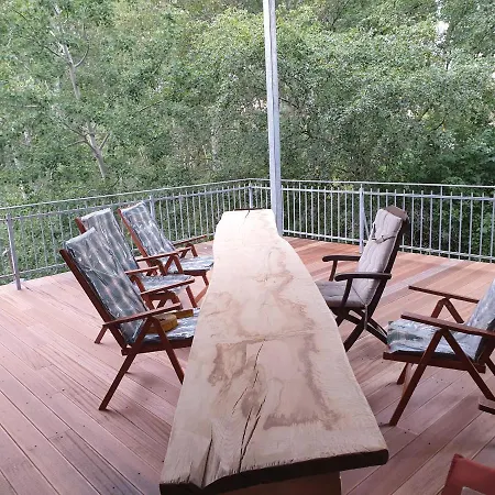 Auf 2 Etagen Mit Ueberdachter Terrasse Vakantiehuis *