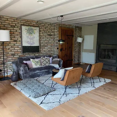 Auf 2 Etagen Mit Ueberdachter Terrasse *